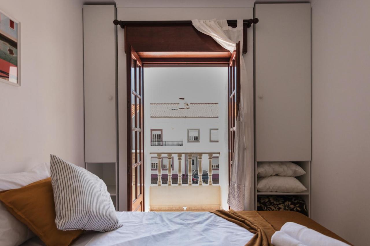Zambujeira Do Mar 4-Bed House Perfect For Families & Friends Apartment Ngoại thất bức ảnh